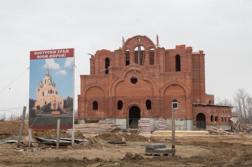 Строительство храма Всех святых в земле Российской просиявших на 31 марта 2015 года